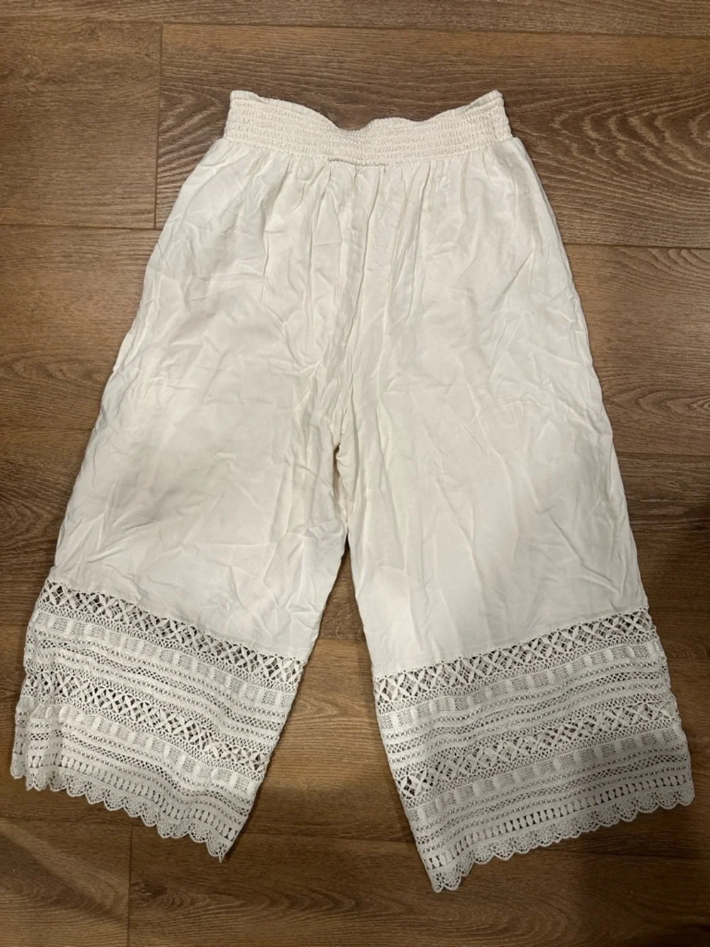 American Eagle Outfitters Wide Leg Crochet-Trim Pants - cream - Picture 2 of 7